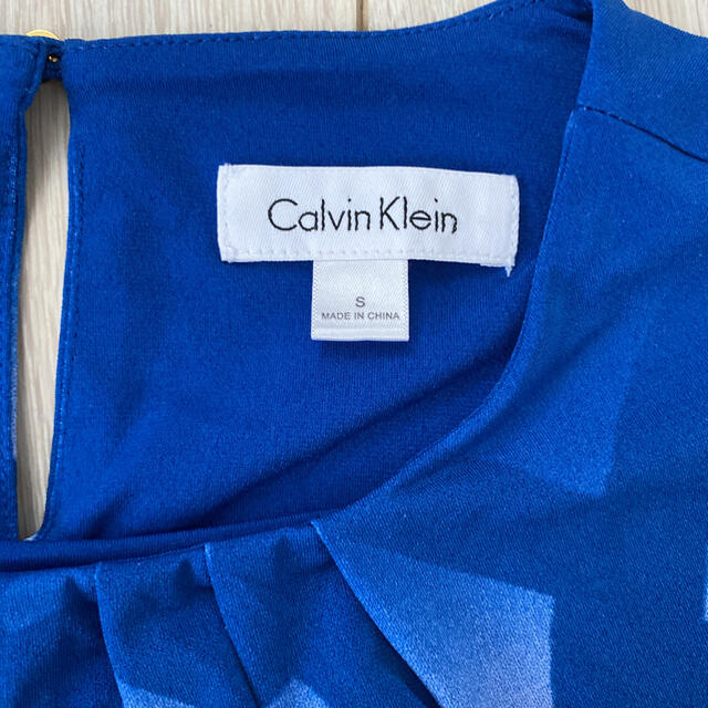 Calvin Klein(カルバンクライン)のカルバンクライン　キレイめカットソー レディースのトップス(カットソー(半袖/袖なし))の商品写真