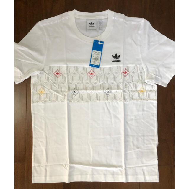 adidas(アディダス)の【新品未使用】adidas originals モノグラム Tシャツ Mサイズ メンズのトップス(Tシャツ/カットソー(半袖/袖なし))の商品写真