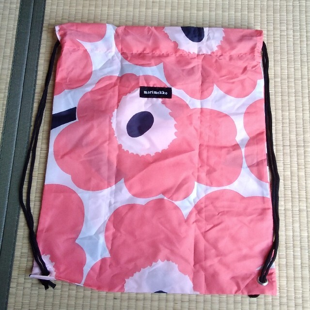 marimekko(マリメッコ)の✴️にゃんちゅん様専用✴️ レディースのバッグ(リュック/バックパック)の商品写真