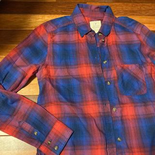 アメリカンイーグル(American Eagle)の　American Eagle VINTAGE BOYFRIEND(シャツ)