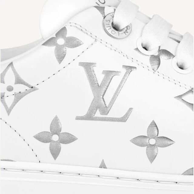 LOUIS VUITTON(ルイヴィトン)の新作✨LOUIS VUITTON✨スニーカー レディースの靴/シューズ(スニーカー)の商品写真
