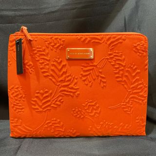 マークバイマークジェイコブス(MARC BY MARC JACOBS)の新品★MARC BY MARC JACOBSマークジェイコブスPCポーチクラッチ(ポーチ)