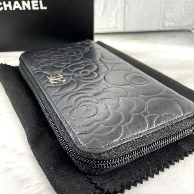CHANEL(シャネル)のCHANEL シャネル 美品 カメリア 長財布 レディースのファッション小物(財布)の商品写真