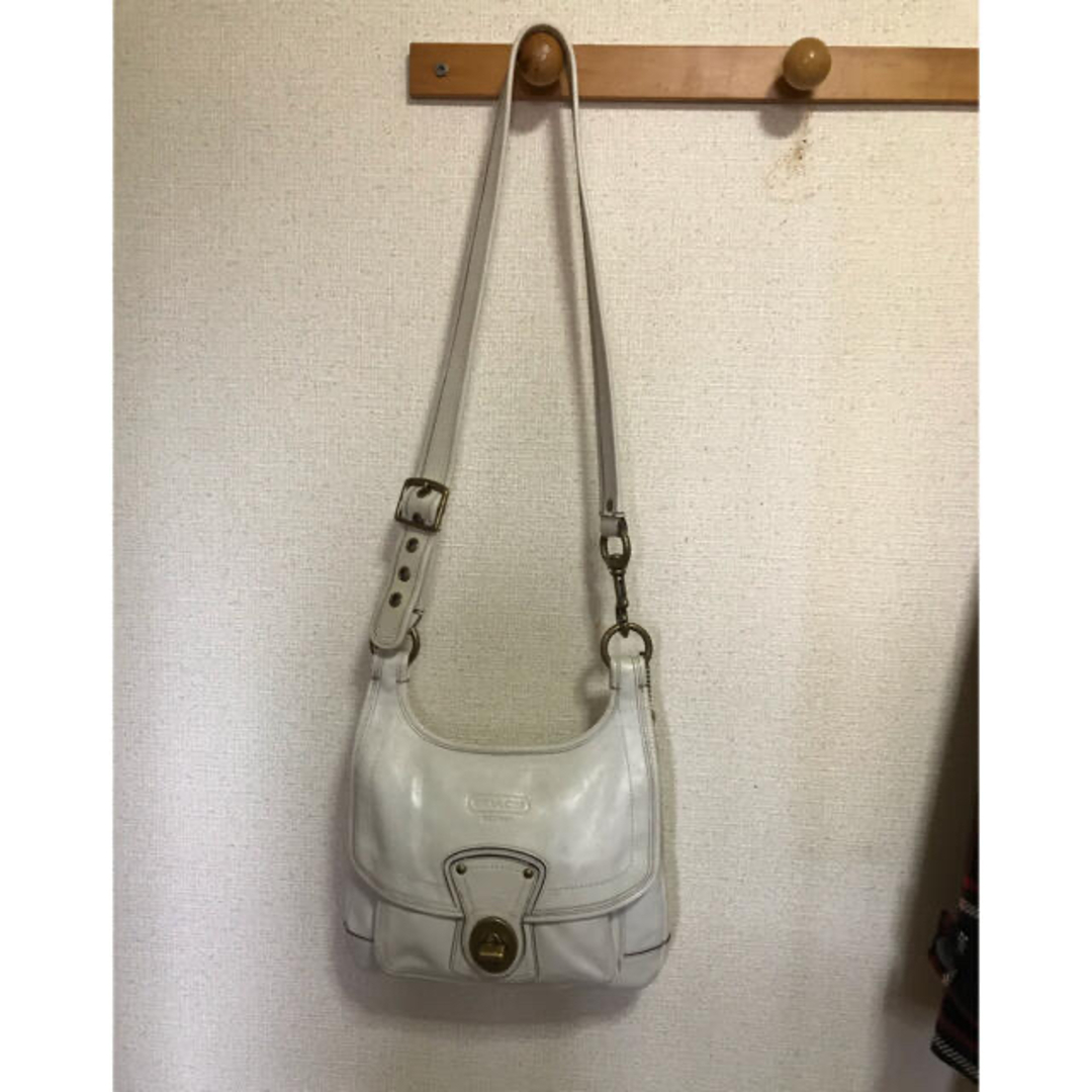 COACH - COACH コーチ ホワイト ショルダーバッグ 革 レザーの通販 by
