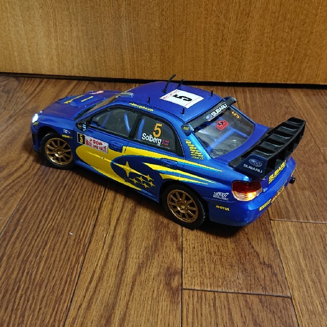 スバル(スバル)のラジコン インプレッサWRX(WRCペターソルベルグモデル) エンタメ/ホビーのおもちゃ/ぬいぐるみ(模型/プラモデル)の商品写真