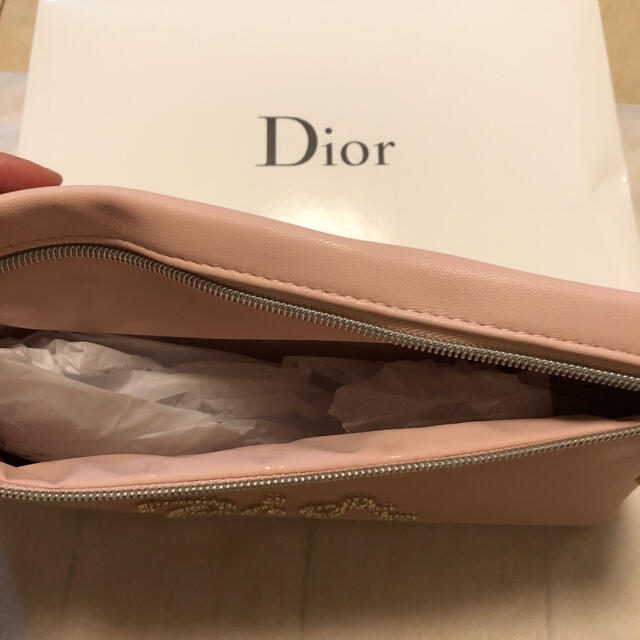 Christian Dior(クリスチャンディオール)の【新品未使用】Diorディオール ノベルティ ポーチ レディースのファッション小物(ポーチ)の商品写真