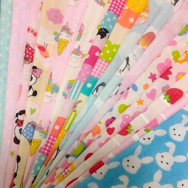 日本製 ダブルガーゼ はぎれ 16枚 女の子 ハンドメイドの素材/材料(生地/糸)の商品写真