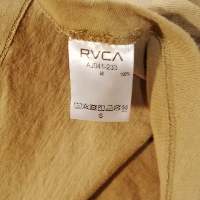 RVCA(ルーカ)のルーカ　デカロゴ　tシャツ メンズのトップス(Tシャツ/カットソー(半袖/袖なし))の商品写真