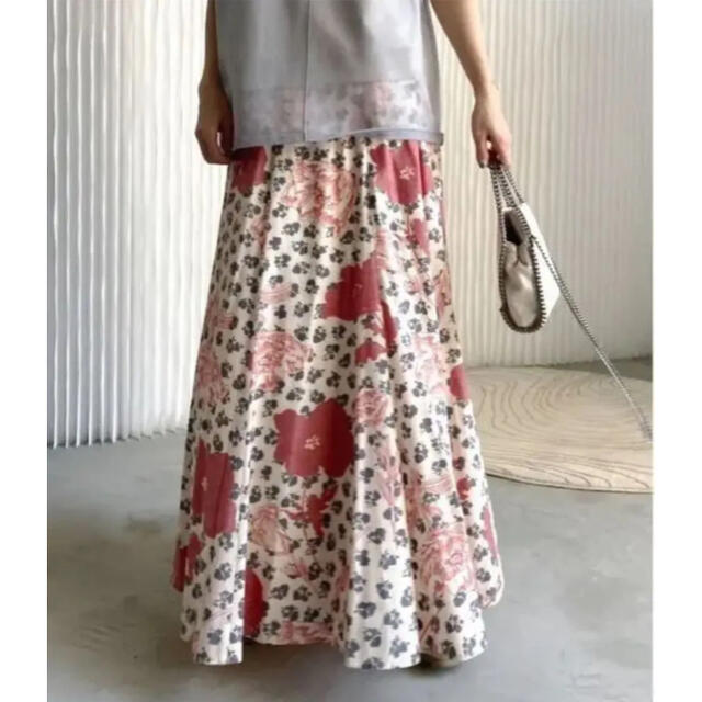 Ameri VINTAGE(アメリヴィンテージ)の可愛い花柄✨‼️AMERI❤️CHIARA MODEST FLARE SKIRT レディースのスカート(ロングスカート)の商品写真