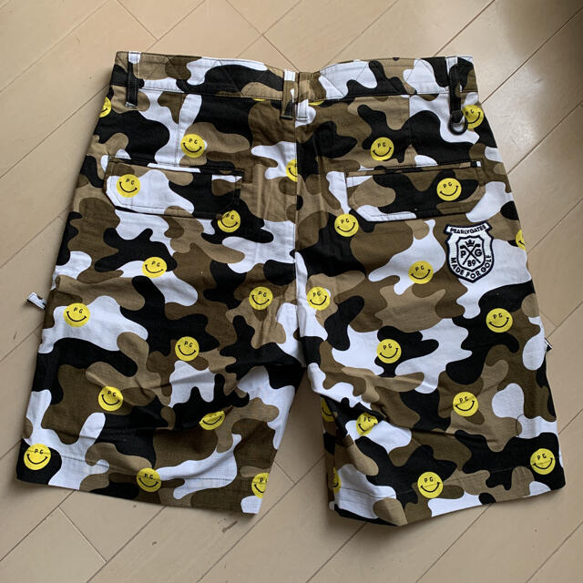 ⭐️新品未使用 正規品 パーリーゲイツ ニコちゃん柄 ハーフパンツ