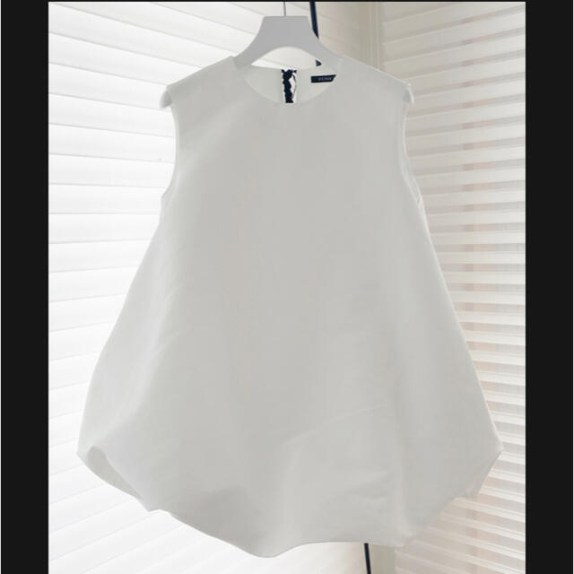 keina rita Balloon Top | www.jarussi.com.br