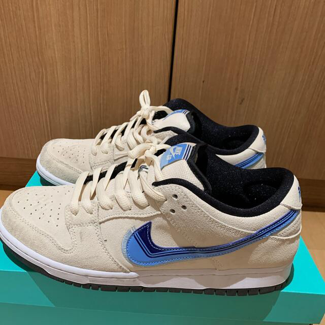 NIKE(ナイキ)のNIKE SB DUNK LOW  28.0cm メンズの靴/シューズ(スニーカー)の商品写真