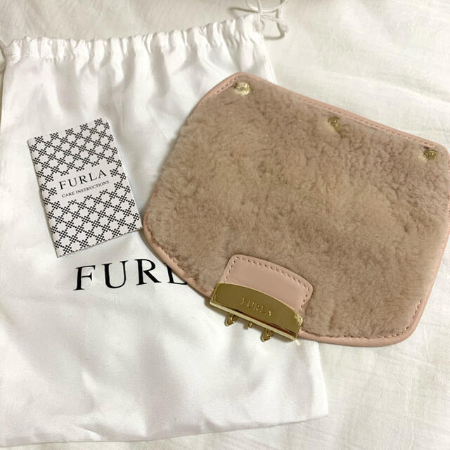 Furla(フルラ)のFURLA メトロポリス　フラップ🤍 レディースのバッグ(ショルダーバッグ)の商品写真