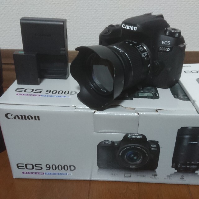 大人気定番商品 Canon EOS9000Dダブルズームキット 【smith様】Canon