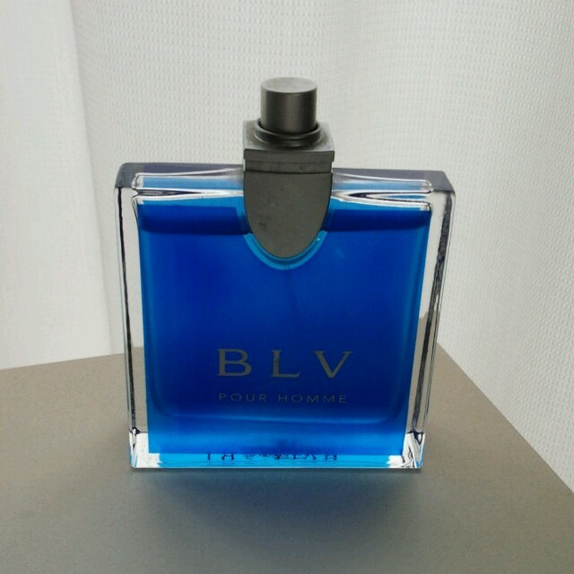BVLGARI(ブルガリ)のBVLGARI　ﾌﾟｰﾙｵﾑ 50ml コスメ/美容の香水(香水(男性用))の商品写真