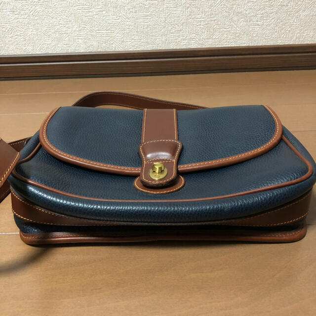 オールドコーチ ショルダーバッグ