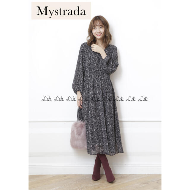 Mystrada(マイストラーダ)のMystrada ペイントフラワーロングワンピース マイストラーダ 小花柄 レディースのワンピース(ロングワンピース/マキシワンピース)の商品写真