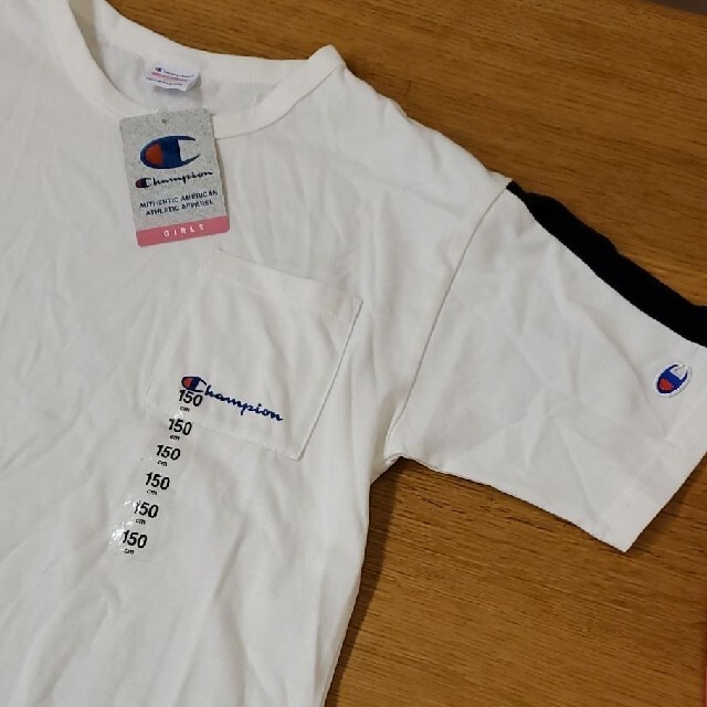 Champion(チャンピオン)のCHAMPION チャンピオン キッズ Tシャツ 新品 150 キッズ/ベビー/マタニティのキッズ服女の子用(90cm~)(Tシャツ/カットソー)の商品写真