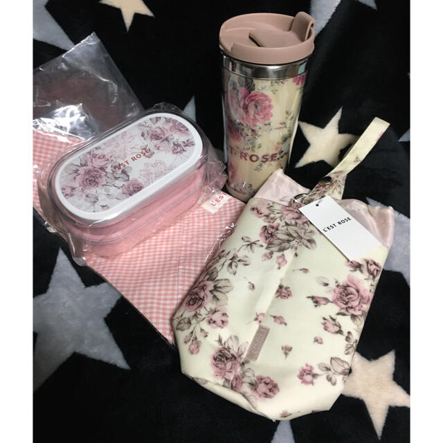 L'EST ROSE(レストローズ)のパール 様 専用 ♡レストローズ ♡新品♡ ノヴェルティセット 非売品 レディースのレディース その他(その他)の商品写真