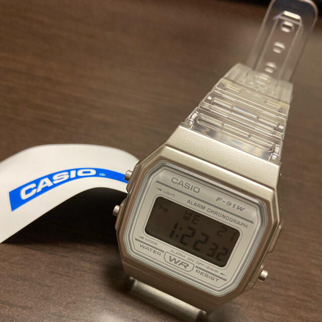 CASIO(カシオ)の一時値下げ　新品未使用　CASIO クリアウォッチ　ホワイト　チープカシオ　古着 メンズの時計(腕時計(デジタル))の商品写真