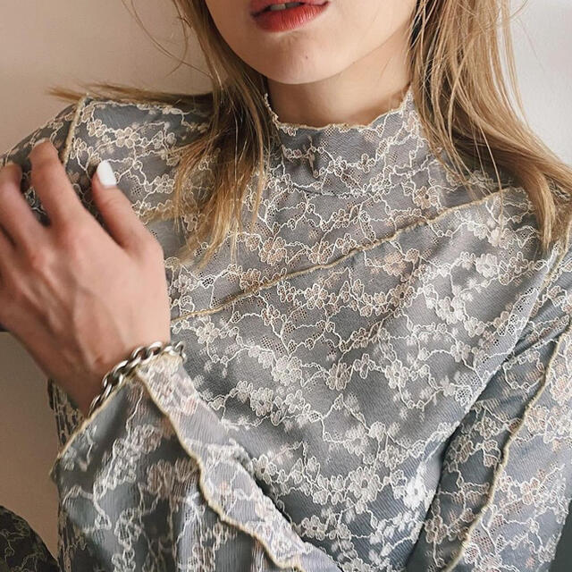 ポケットいっぱい MURRAL (ミューラル) stretch lace top - カットソー