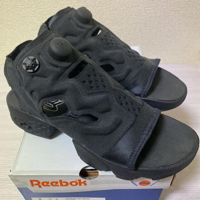 Reebok リーボック インスタ ポンプフューリー サンダル 黒 25cm