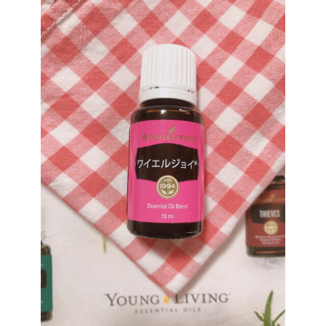 Young living essential oilJOY