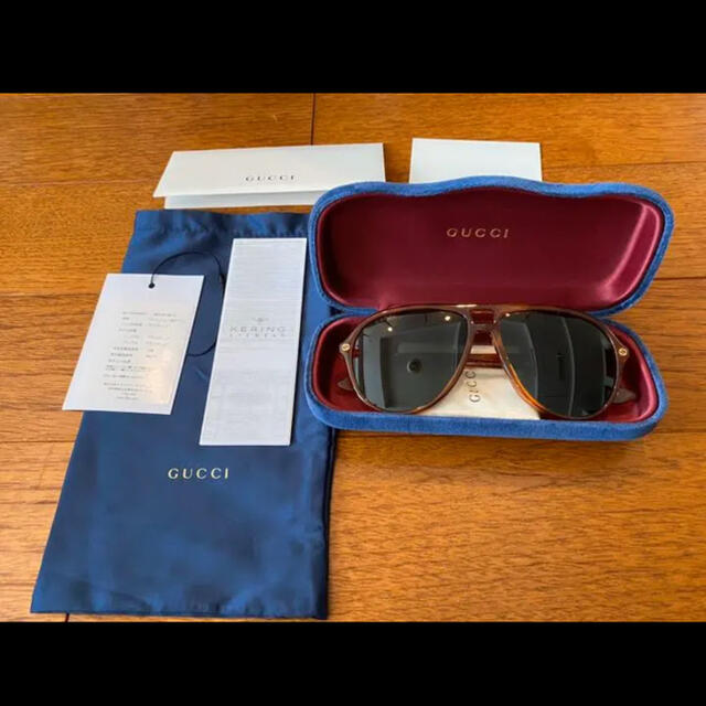 未使用に近い】GUCCI サングラス アビエイター グッチ 女性に人気