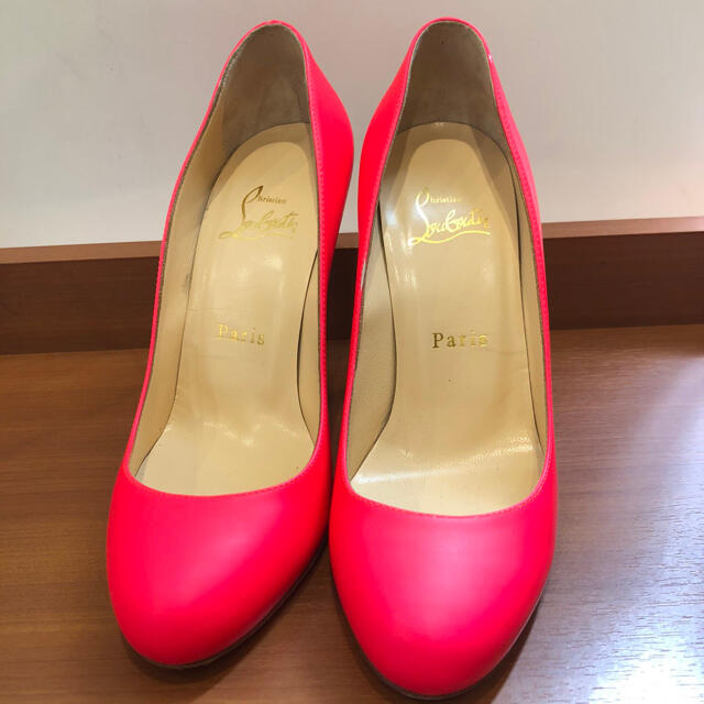 Christian Louboutin 小物 ピンヒール パンプス レディース