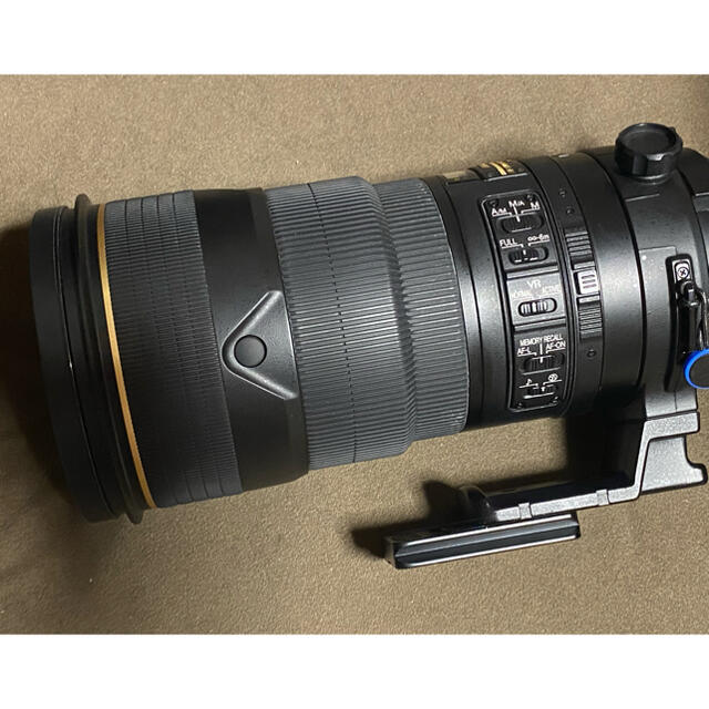 Nikon(ニコン)のNikon AF-S NIKKOR 300mm F2.8G ED VR II スマホ/家電/カメラのカメラ(レンズ(単焦点))の商品写真