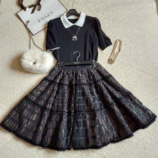 フォクシー(FOXEY)のFOXEY❤40『Skirt Alhambra』ブラック×ブラウン(ひざ丈スカート)