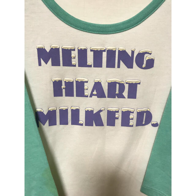 MILKFED.(ミルクフェド)のレディース　MILK FED ミルクフェド デカロゴ ロンT   XS レディースのトップス(Tシャツ(長袖/七分))の商品写真