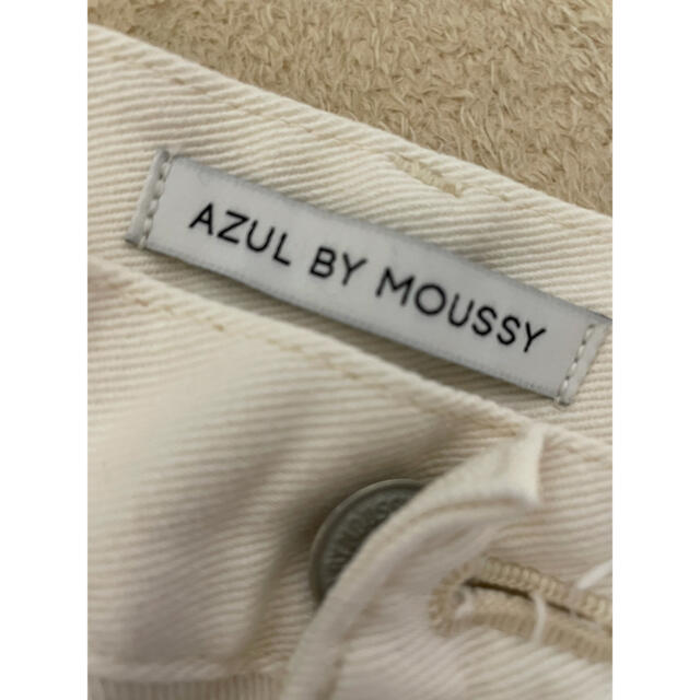 AZUL by moussy(アズールバイマウジー)のAZUL ホワイトデニム レディースのパンツ(デニム/ジーンズ)の商品写真