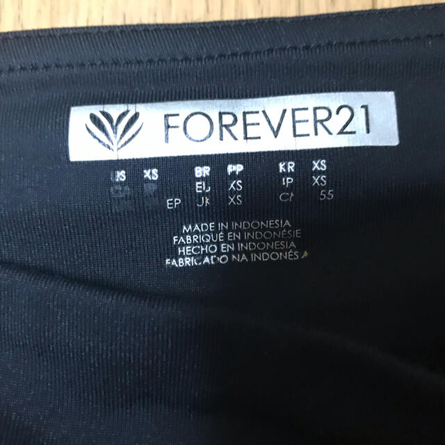 FOREVER 21(フォーエバートゥエンティーワン)のForever 21 レギンス　トレーニング　ヨガ　ランニング　スパッツ　タイツ レディースのレッグウェア(レギンス/スパッツ)の商品写真