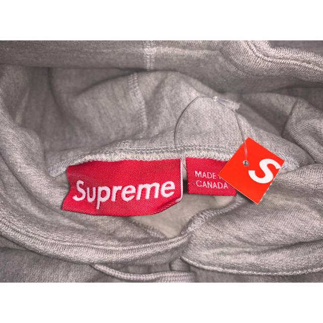 Supreme(シュプリーム)の【新品】★激レア★タグ付★初期Motion Logo デッドストック メンズのトップス(パーカー)の商品写真