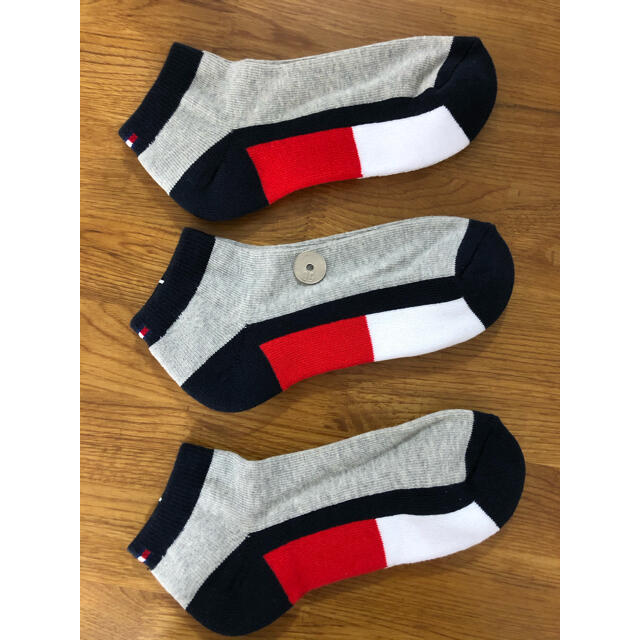 TOMMY HILFIGER(トミーヒルフィガー)の新品トミーヒルフィガーTOMMY HILFIGERレディース ソックス3足セット レディースのレッグウェア(ソックス)の商品写真