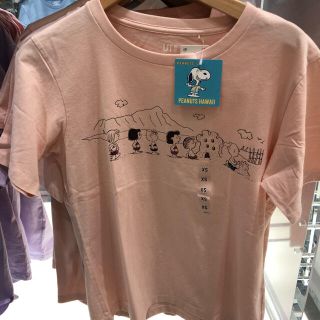 ユニクロ(UNIQLO)のユニクロハワイ限定スヌーピーデザインTシャツ(Tシャツ(半袖/袖なし))