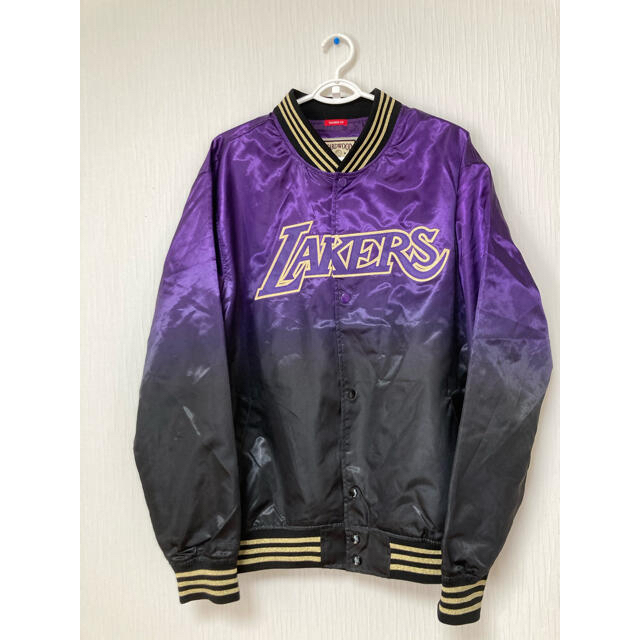 Mitchell&Ness LAKERS ナイロンジャケット スタジャン NBA-