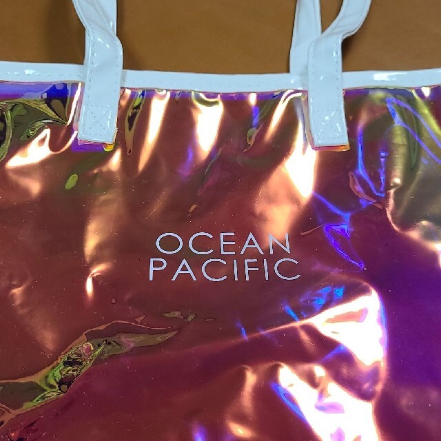 OCEAN PACIFIC(オーシャンパシフィック)の【OCEAN PACIFIC(オーシャンパシフィック)】ビニールトートバッグ レディースのバッグ(トートバッグ)の商品写真