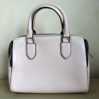 チャールズアンドキース(Charles and Keith)のCharles&Keith ハンドバッグ(ハンドバッグ)