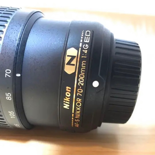 Nikon(ニコン)の美品 ニコン AF-S NIKKOR 70-200mm f4G VR ナノクリ スマホ/家電/カメラのカメラ(レンズ(ズーム))の商品写真