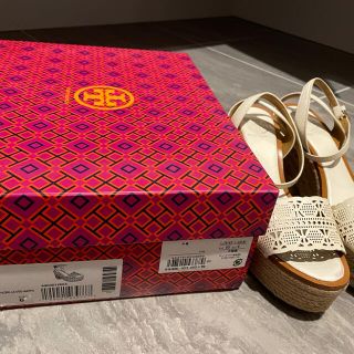 トリーバーチ(Tory Burch)のトリーバーチ  ウェッジサンダル　美品(サンダル)