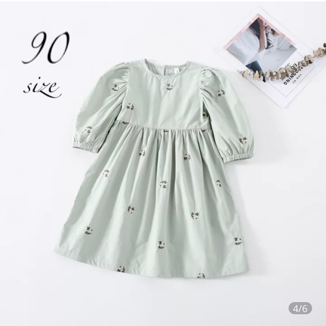 PETIT BATEAU(プチバトー)の花柄刺繍ワンピース キッズ/ベビー/マタニティのキッズ服女の子用(90cm~)(ワンピース)の商品写真