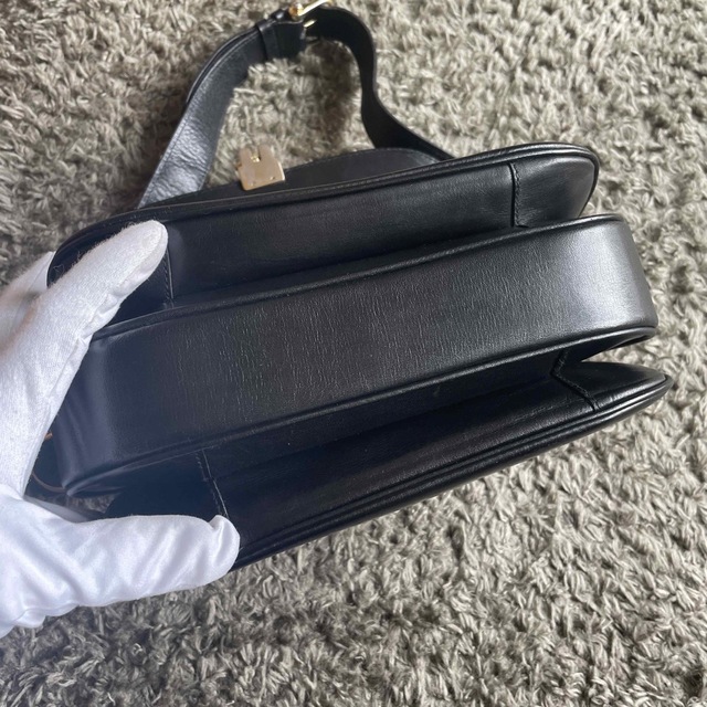 【鑑定済】CELINE 馬車 ゴールド金具 オールレザーハンドバッグ レディース