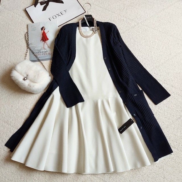 FOXEY(フォクシー)のFOXEY❤42『Dress』2020年Classy掲載商品 ホワイト レディースのワンピース(ひざ丈ワンピース)の商品写真