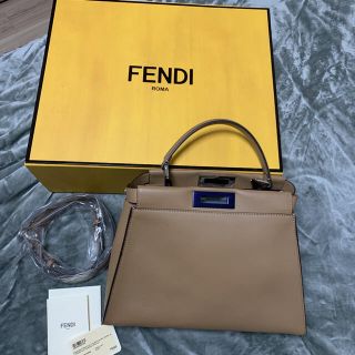 フェンディ(FENDI)のFENDI ピーカブー(ハンドバッグ)