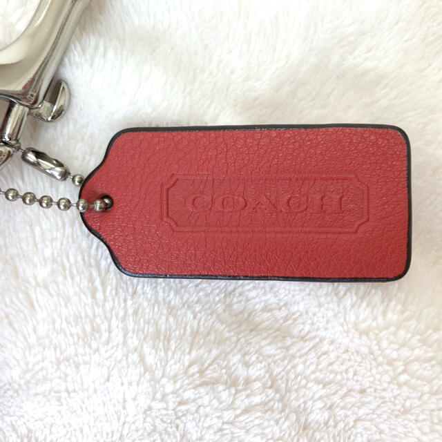 COACH(コーチ)のcoach   コーチ　ミニショルダー　赤 レディースのバッグ(ショルダーバッグ)の商品写真