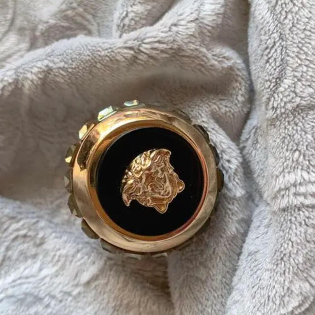 VERSACE(ヴェルサーチ)のVERSACE ヴェルサーチ リング メンズのアクセサリー(リング(指輪))の商品写真