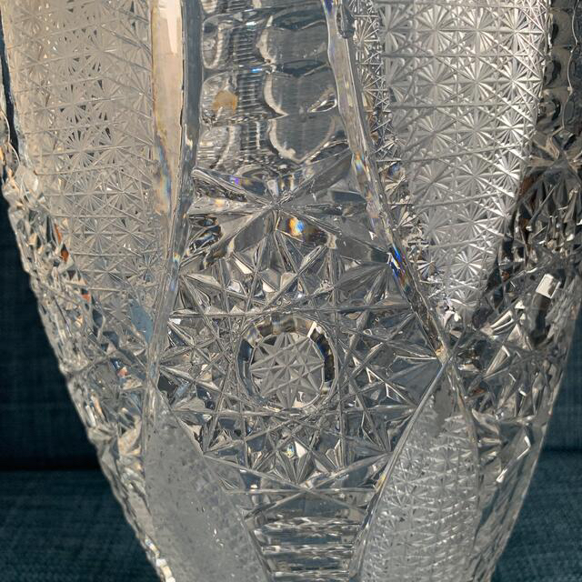BOHEMIA Cristal(ボヘミア クリスタル)のUSED BOHEMIA glass 花瓶　BIGサイズ　ボヘミアグラス　 インテリア/住まい/日用品のインテリア小物(花瓶)の商品写真