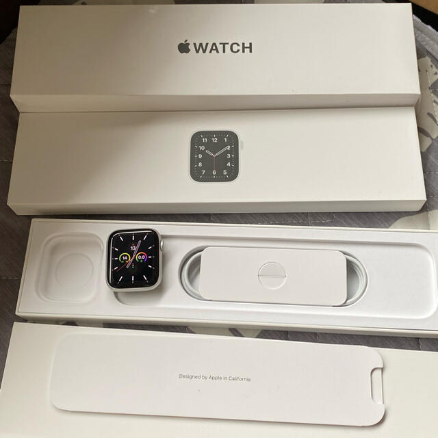 Apple Watch SE 44mm GPSモデル 良品